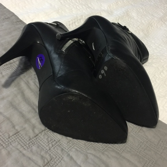 Michael Kors Boots - Picture 4 of 4